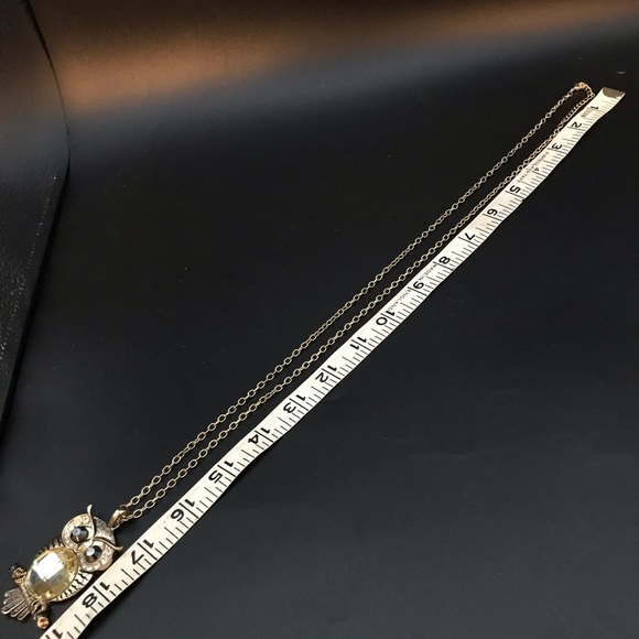 GOLD TONE OWL PENDANT NECKLACE EUC BY ACCESSORIZE - Picture 6 of 7